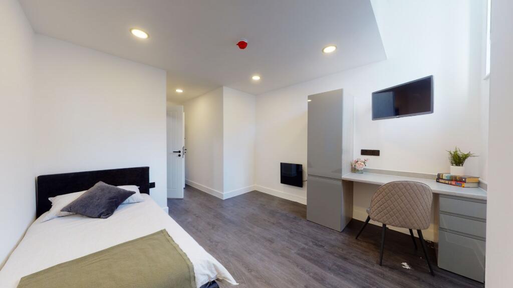 Main image of property: Flat 1, - Room B, Albert Street, Hounds Gate 2-4 NG1 7DD