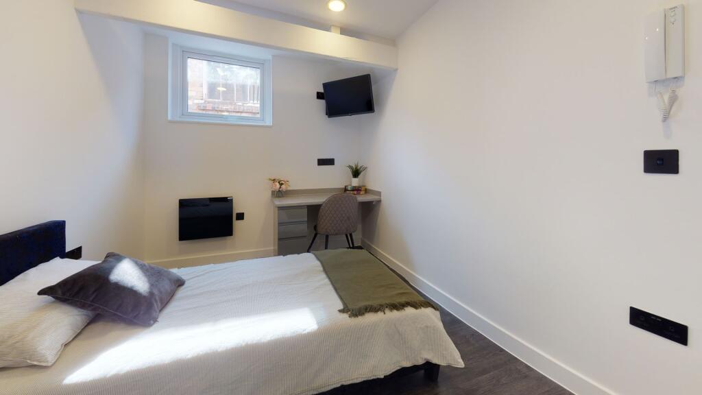 Main image of property: Flat 1, - Room C, Albert Street, Hounds Gate 2-4 NG1 7DD