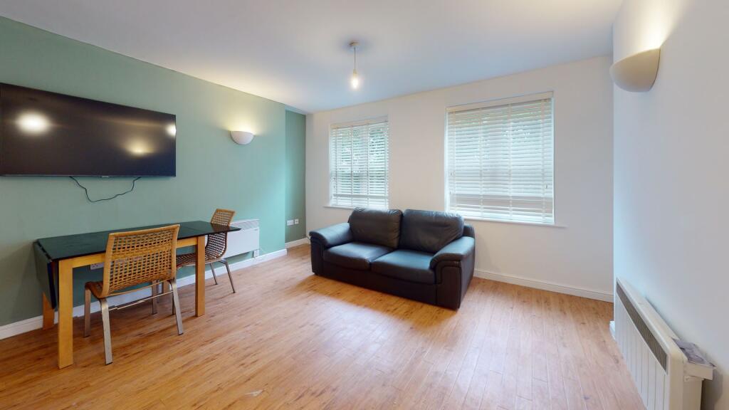 Main image of property: Flat 8, North Grange Mount, 15 The Grange LS6 2BY