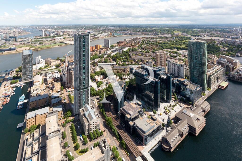 Main image of property: Hampton Tower, 75 Marsh Wall, E14
