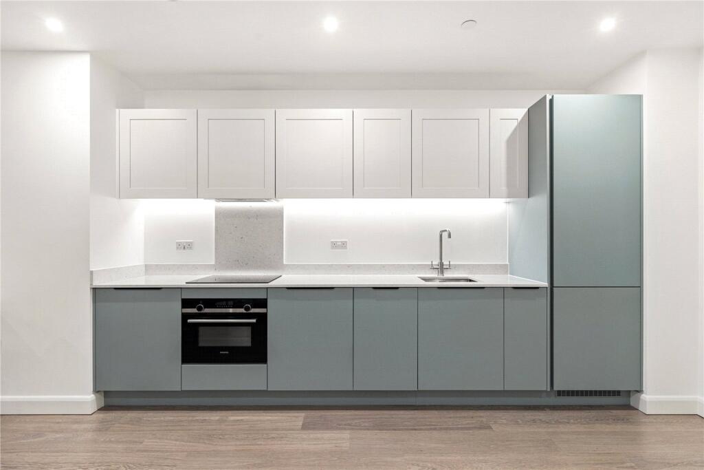 Main image of property: Galleria House, Royal Eden Docks, London, E16