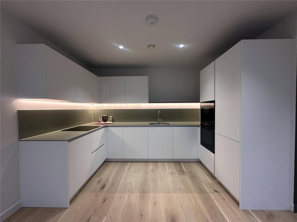 Main image of property: The Beacon, Peninsula Gardens, London, SE10