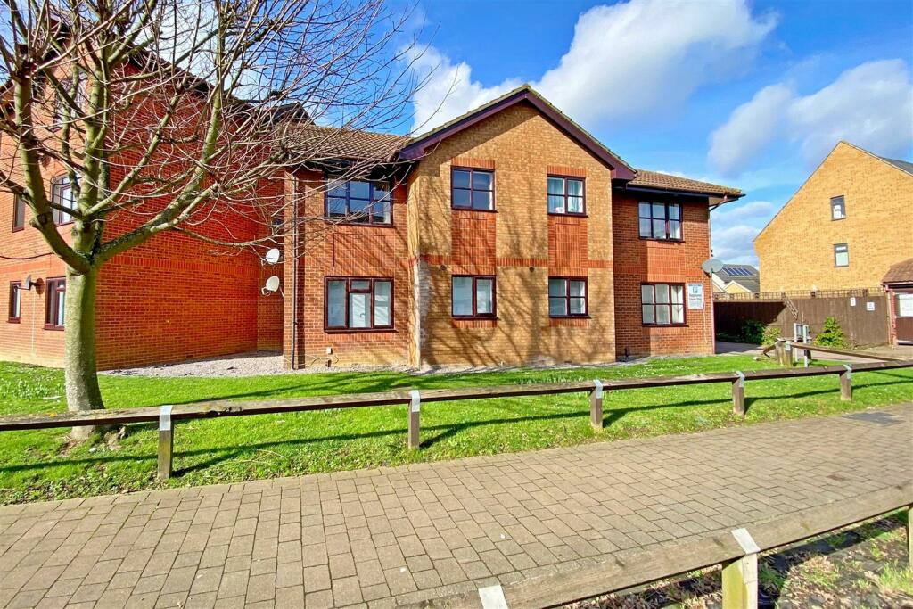 1 bedroom for sale in Archers Court, Arisdale Avenue, South