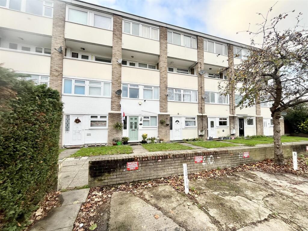 Main image of property: Wood Lane, Hornchurch