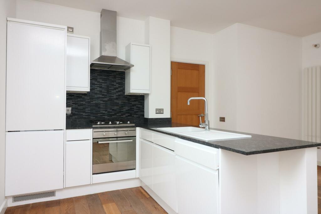 Additional property image - Times Court, Clock House Gardens, Welwyn, Herts, AL6