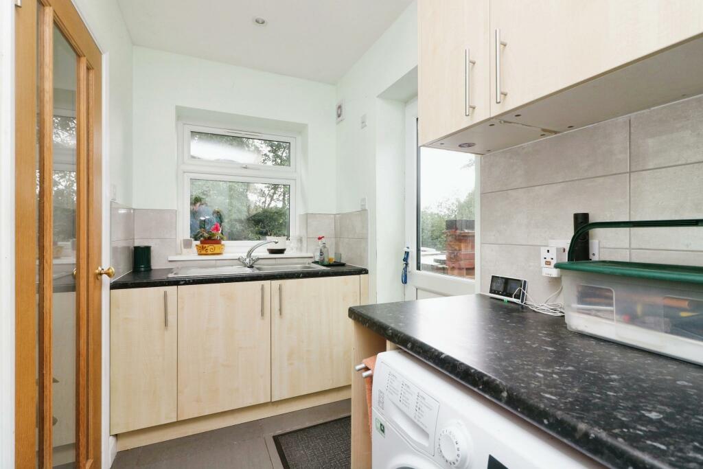 Additional property image - Hillside Way, Welwyn, Herts, AL6
