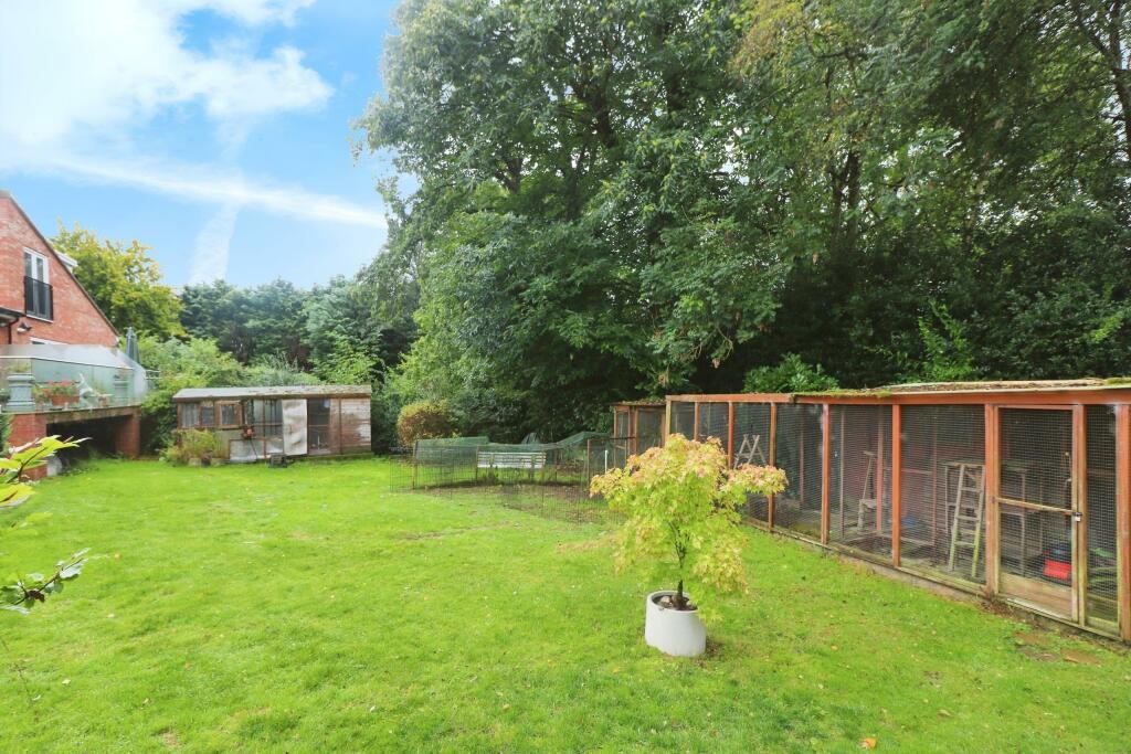 Additional property image - Hillside Way, Welwyn, Herts, AL6