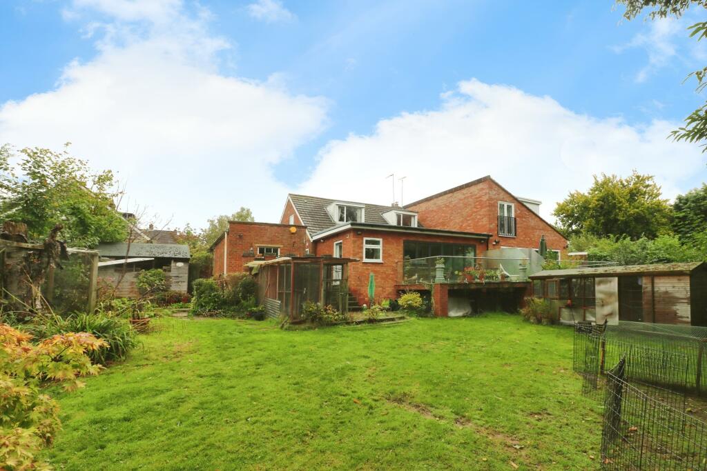 Additional property image - Hillside Way, Welwyn, Herts, AL6