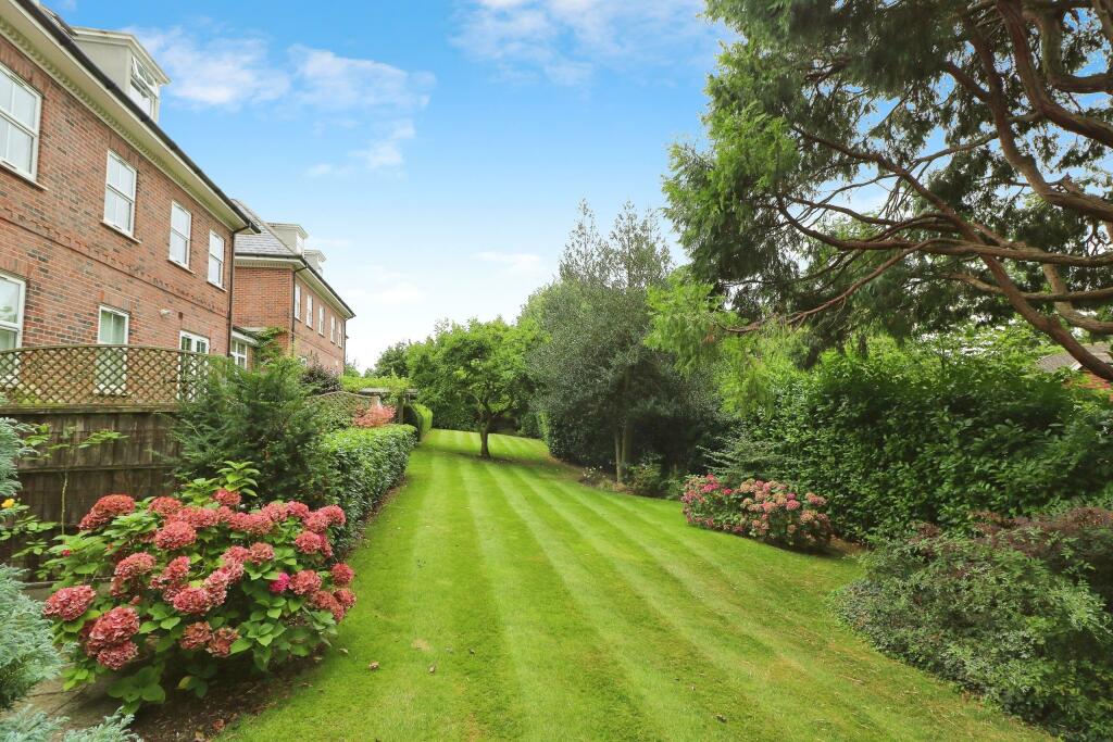 Additional property image - Wendover Lodge, Welwyn, Herts, AL6