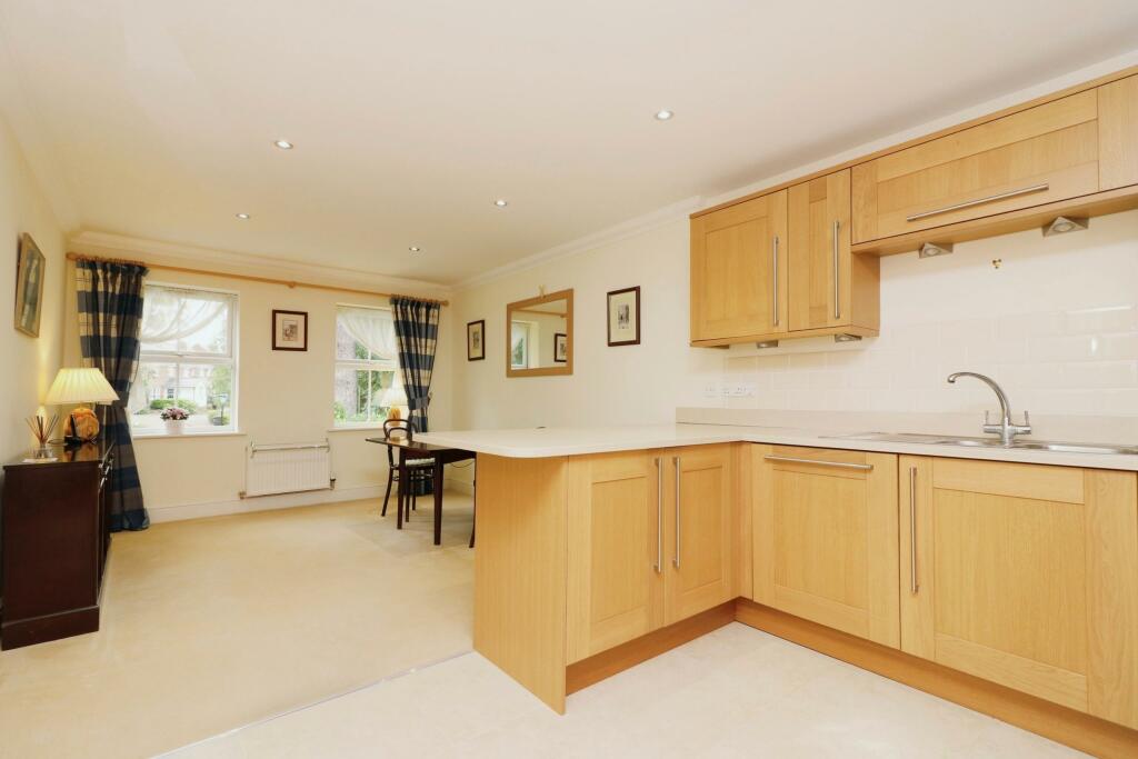 Additional property image - Wendover Lodge, Welwyn, Herts, AL6