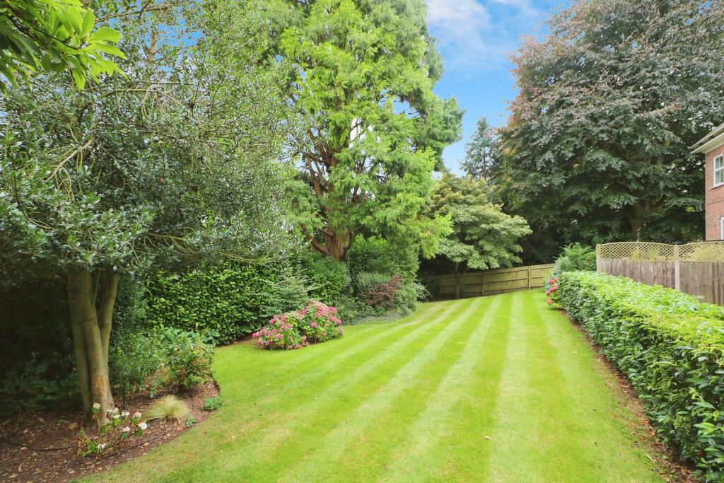 Additional property image - Wendover Lodge, Welwyn, Herts, AL6