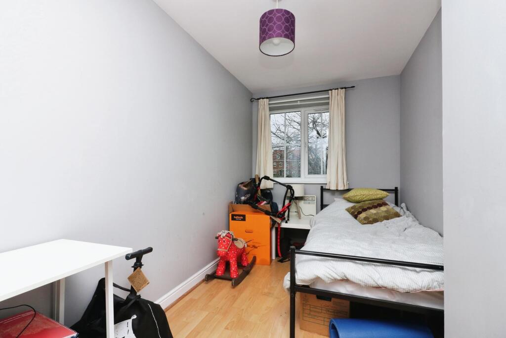Additional property image - Node Way Gardens, Welwyn, AL6