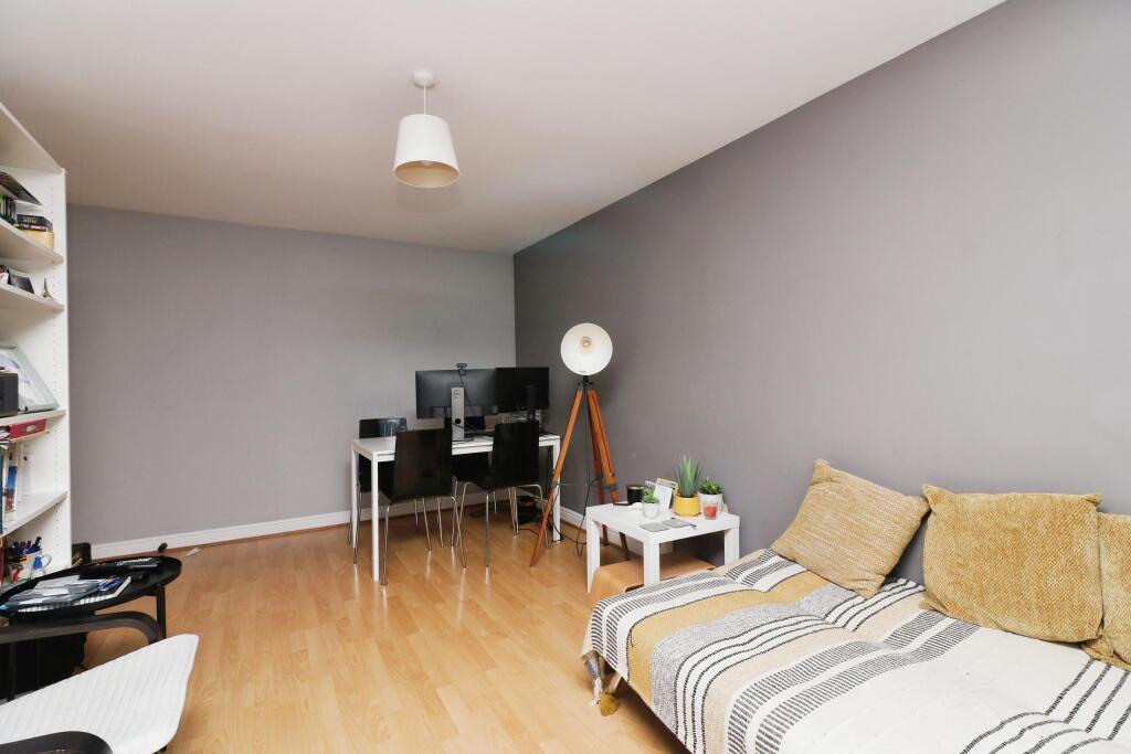 Additional property image - Node Way Gardens, Welwyn, AL6
