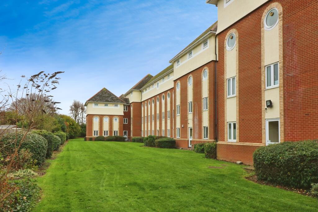 Main image of property: Walsingham Close, Hatfield, AL10