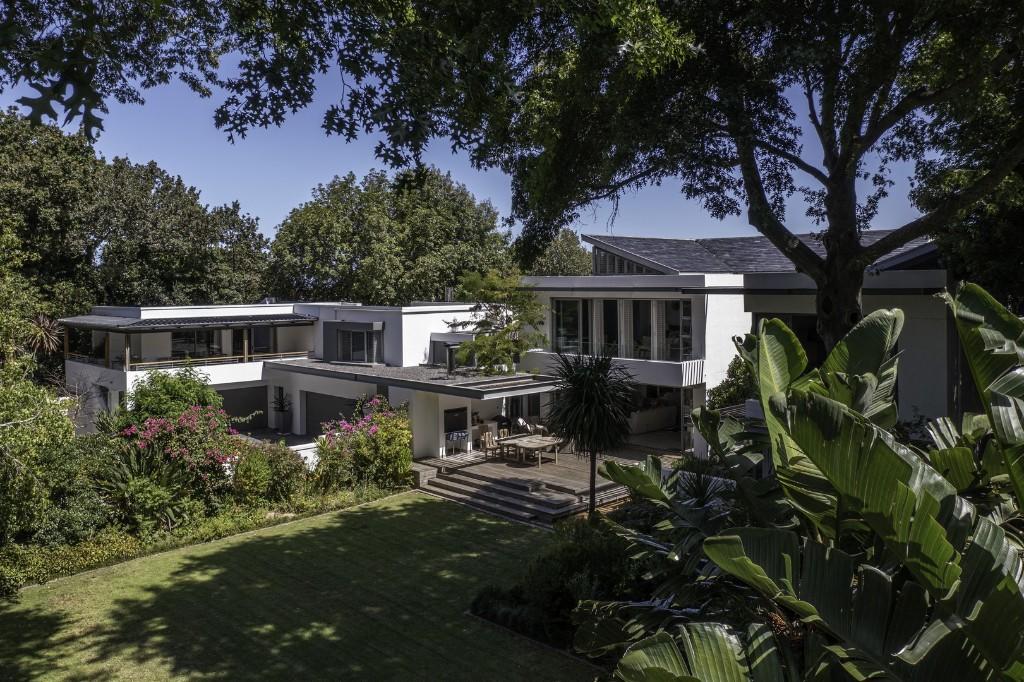 6 bedroom house for sale in Cape Town, Western Cape