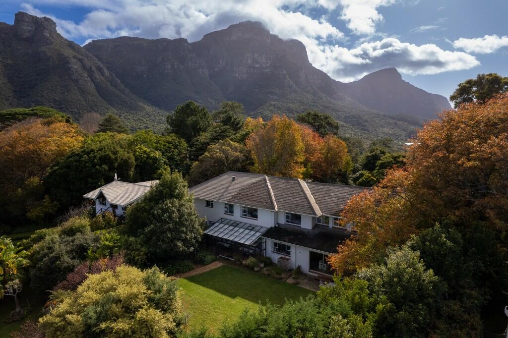 5 bedroom house for sale in Cape Town, Western Cape