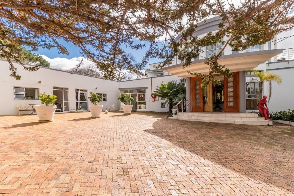 12 bedroom house for sale in Cape Town, Western Cape