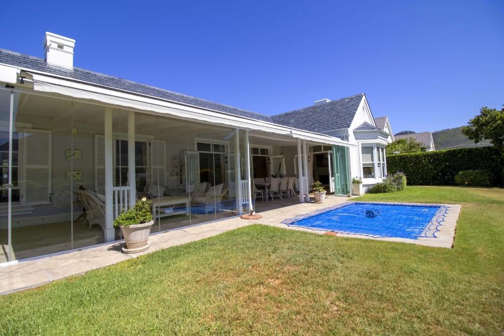 3 bedroom house for sale in Tokai, Cape Town, Western Cape, South Africa