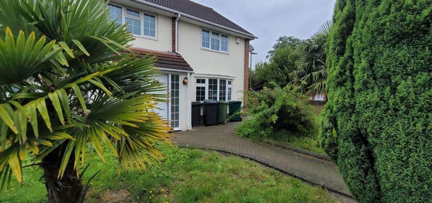Main image of property: Staines-Upon-Thames, Surrey, TW19