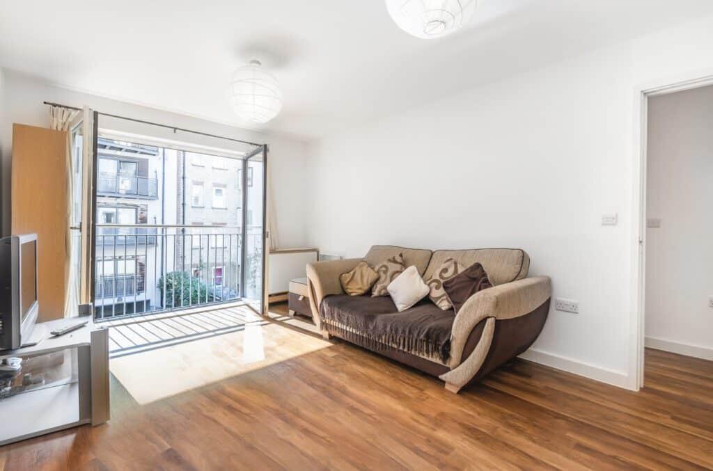 Main image of property: 1 bed flat to rent in Furmage Street, Wandsworth SW18