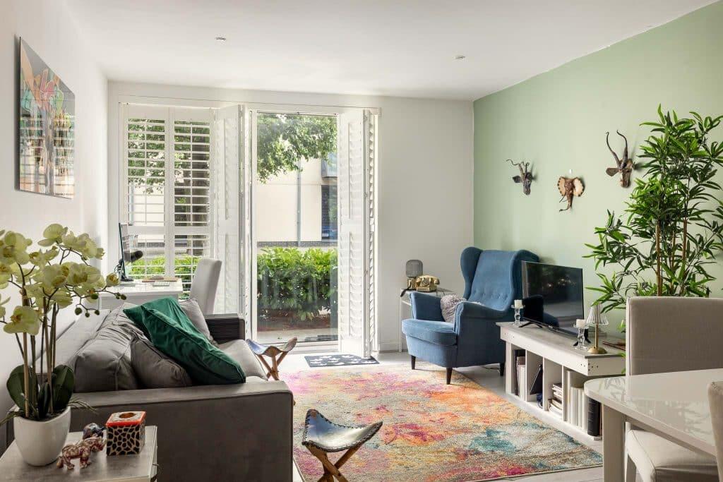 Main image of property: 2 bed flat to rent in Union Lane, Isleworth TW7