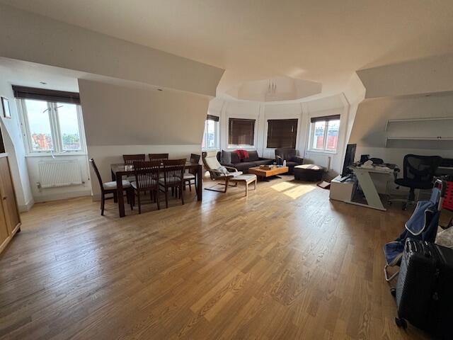 Main image of property: Lymington Mansions, Lymington Road, West Hampstead, NW6