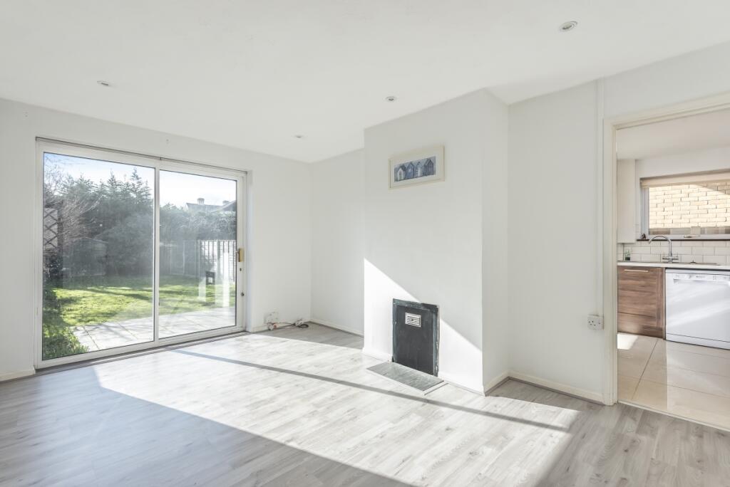 2 bedroom house for rent in The Fairway Bickley BR1