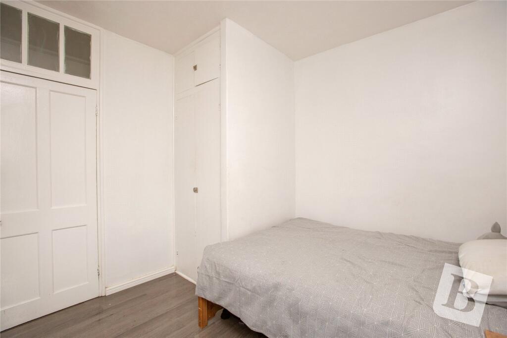 Main image of property: Gill Street, London, E14