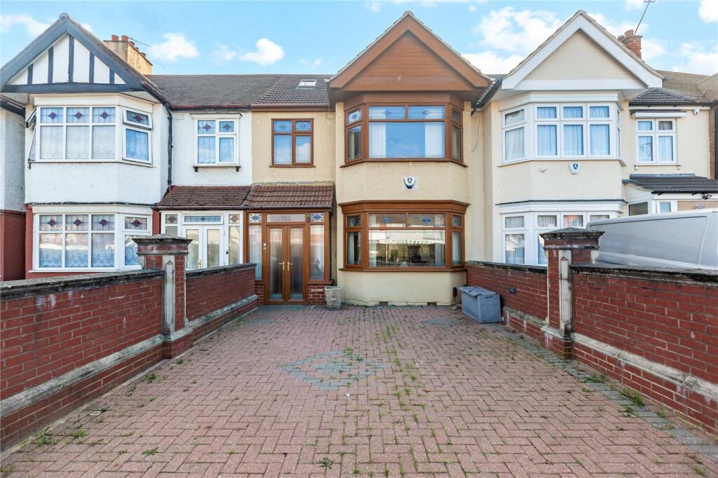 Main image of property: Eastern Avenue, Ilford, IG2