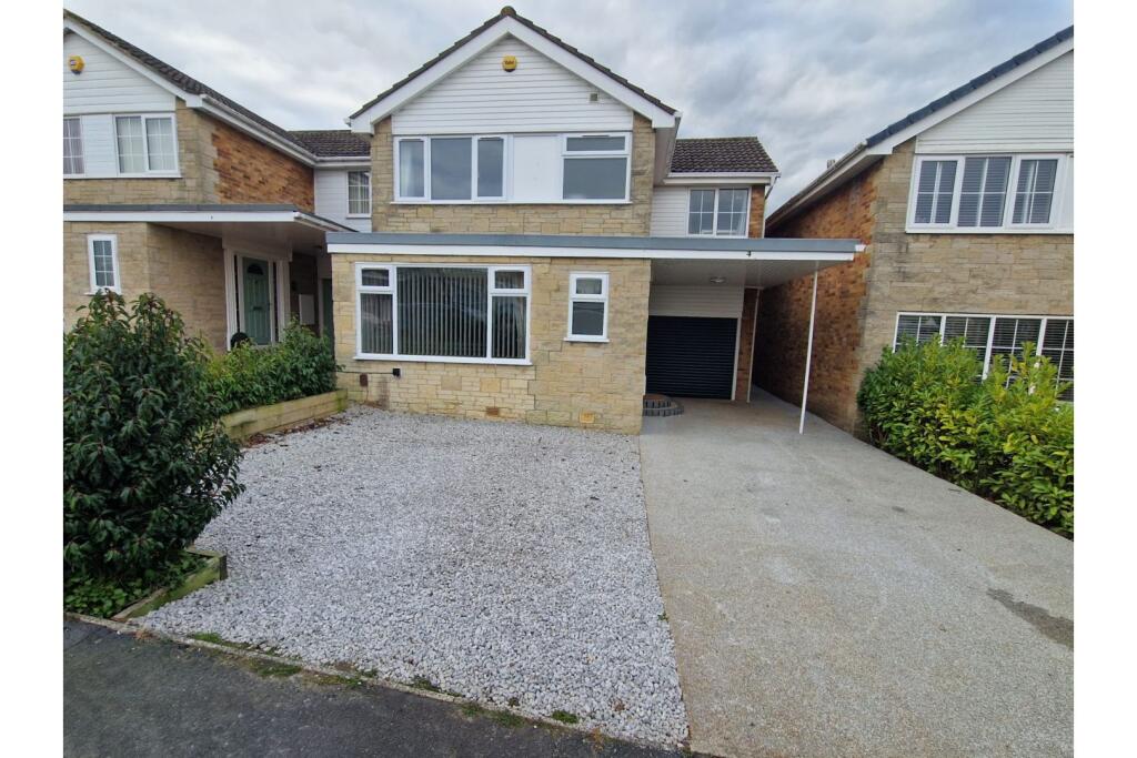 Main image of property: Rievaulx Avenue, Knaresborough, HG5