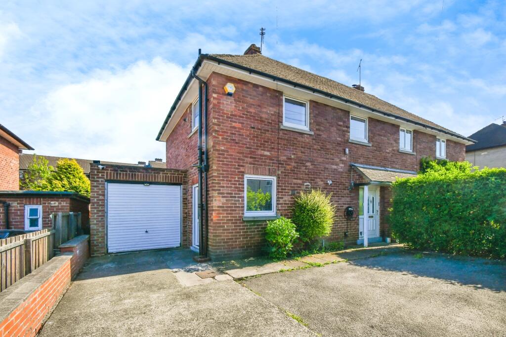 Main image of property: Stockwell Drive, Knaresborough, HG5