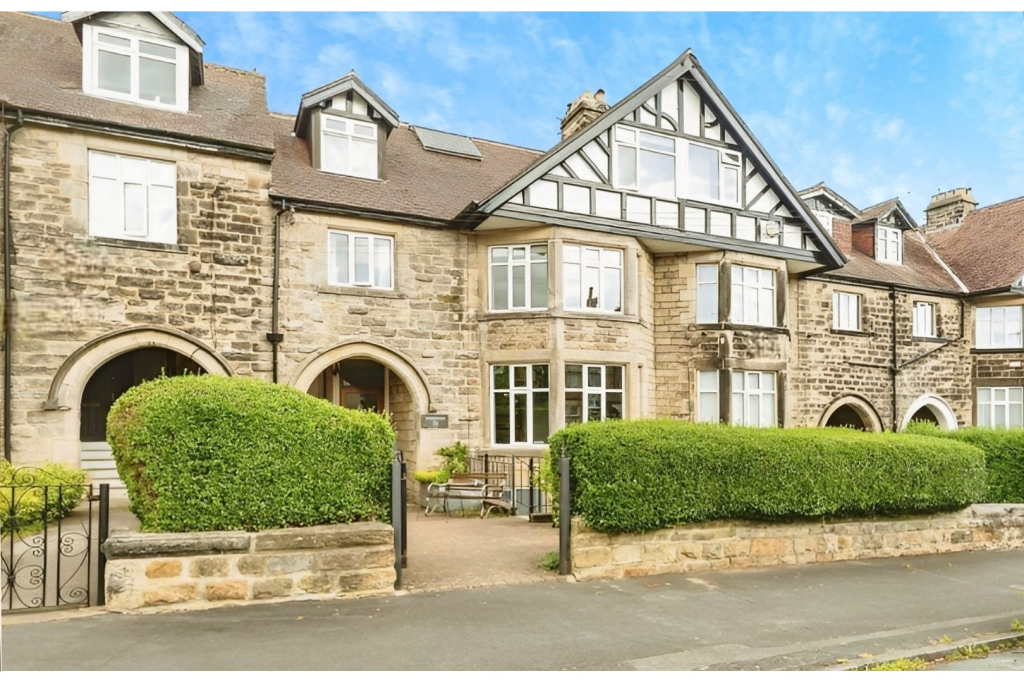 Main image of property: West Cliffe Grove, Harrogate, HG2