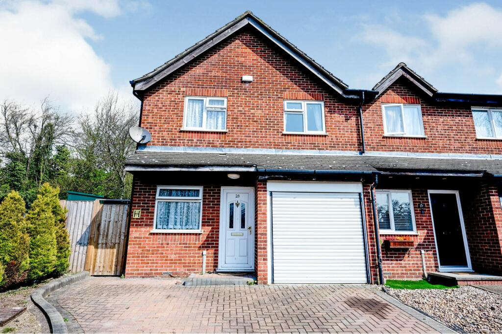 Main image of property: Linnet Way, Purfleet, RM19