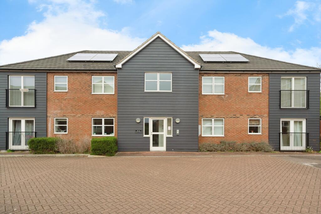 Main image of property: Dudley Close, Grays, RM16