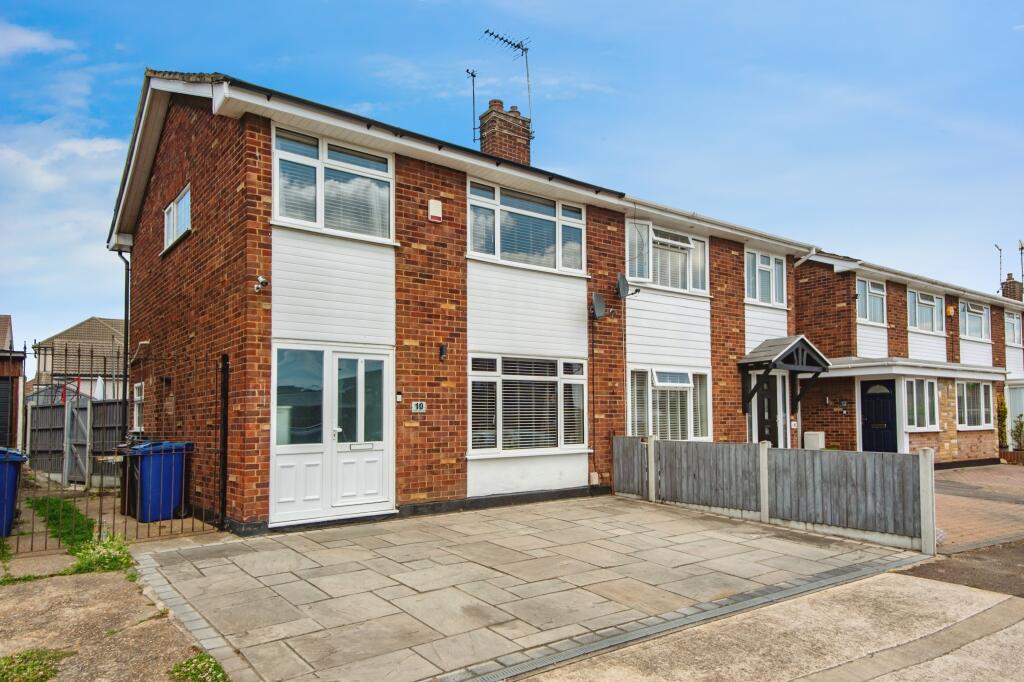 Main image of property: Tyrrells Hall Close, Grays, RM17