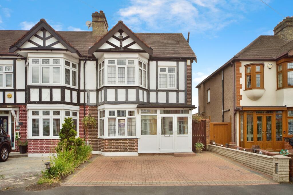 Main image of property: Havering Gardens, Romford, RM6
