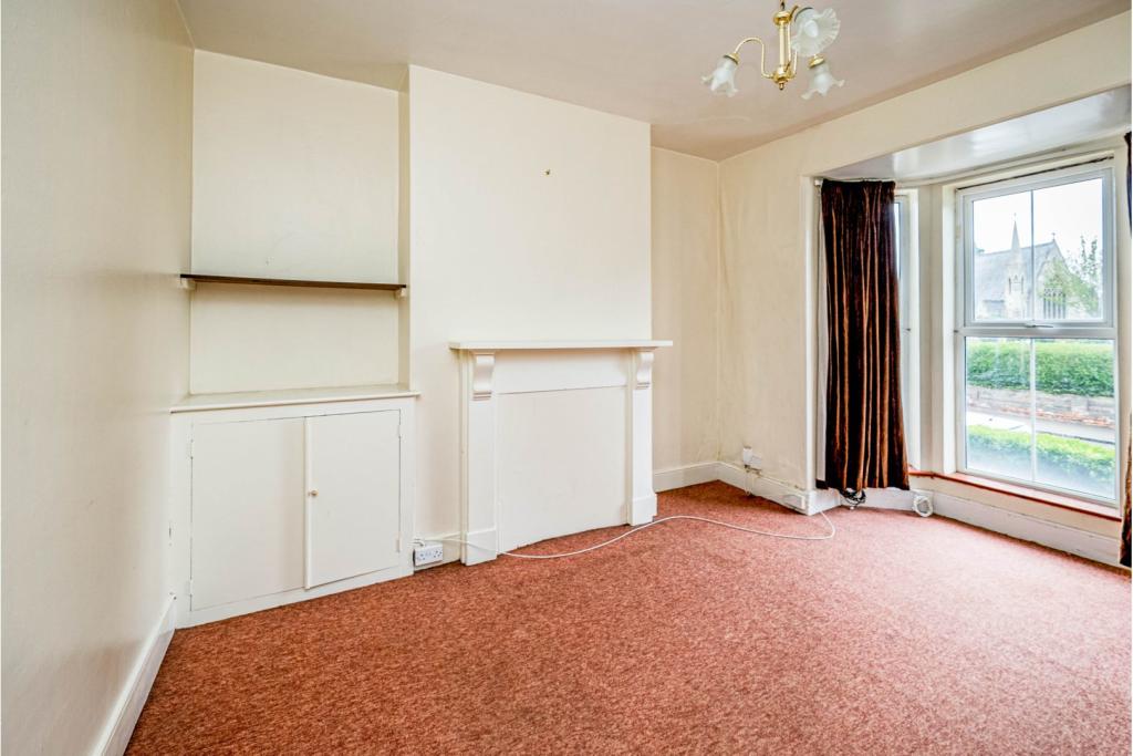 10 bedroom terraced house for sale in Tring Road, Aylesbury, HP20