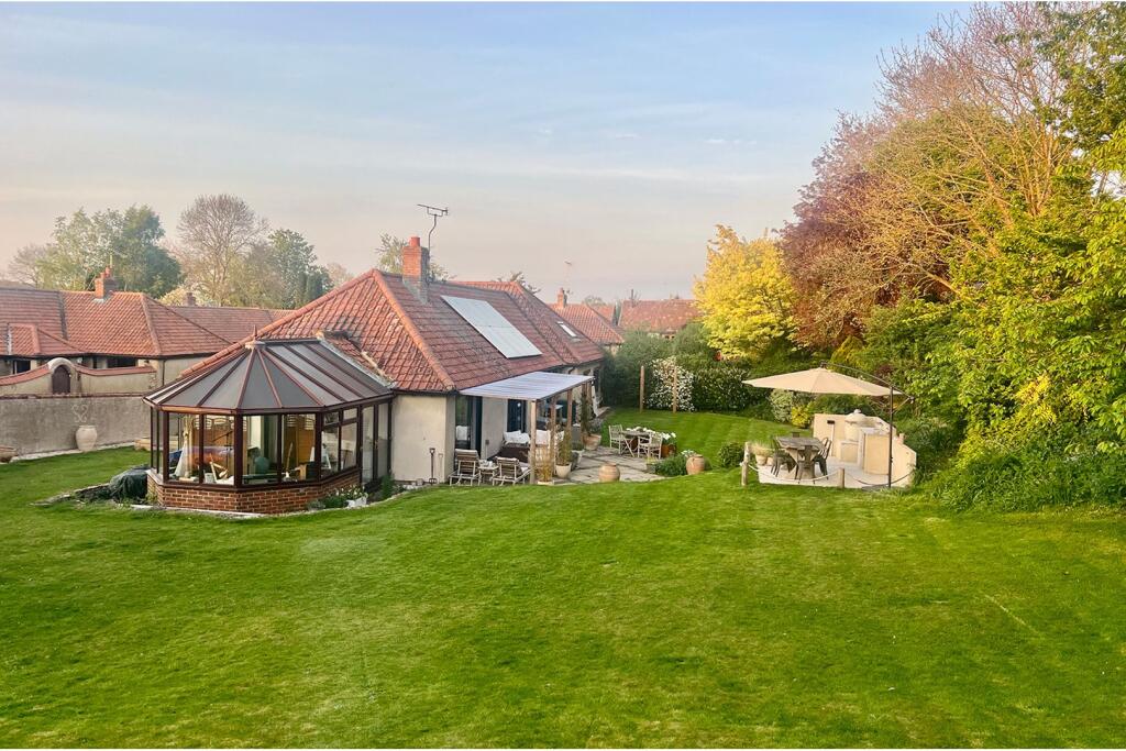 Main image of property: The Green, Cuddington, HP18