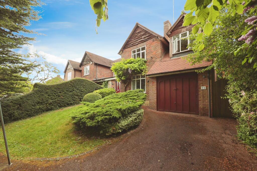 Main image of property: The Ridgeway, Stanley Hill, Amersham, HP7