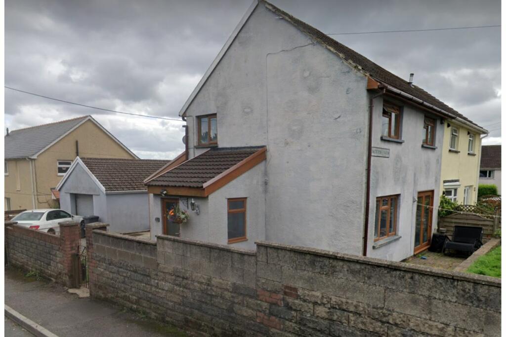 3 bedroom semidetached house for sale in Mortons Farm, Ebbw Vale, NP23