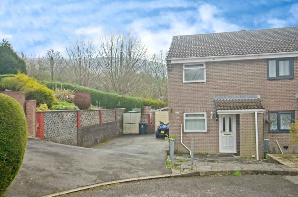 Main image of property: Heol Arthur Fear, Abertillery, NP13