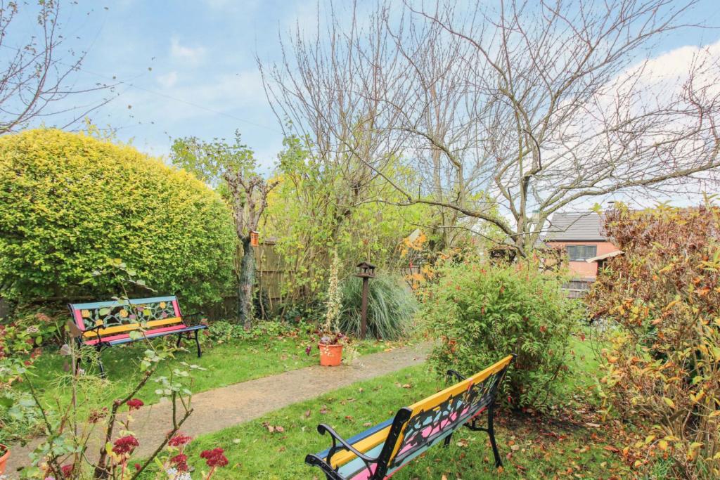 3 bedroom detached bungalow for sale in Lincoln Road, Washingborough