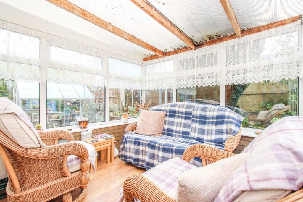 3 bedroom detached bungalow for sale in Lincoln Road, Washingborough