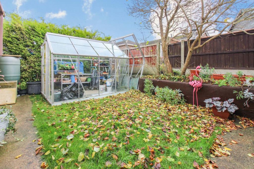 3 bedroom detached bungalow for sale in Lincoln Road, Washingborough