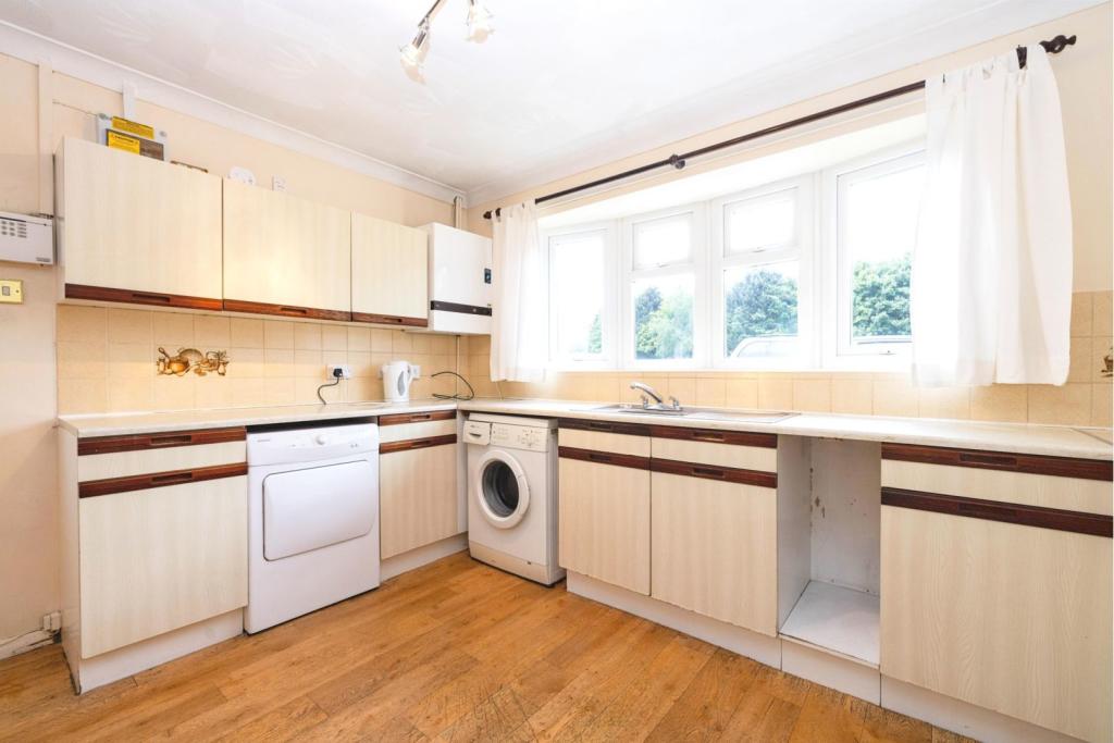 3 bedroom detached bungalow for sale in North Kelsey Road, Caistor, LN7