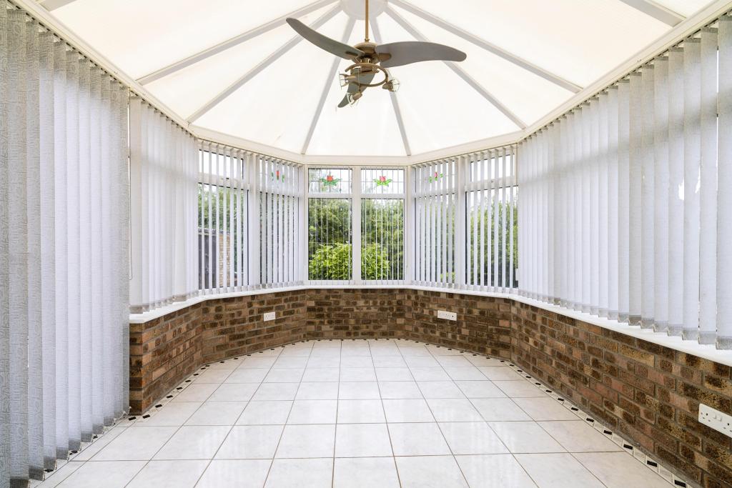 3 bedroom detached bungalow for sale in Church Lane, Minting, LN9