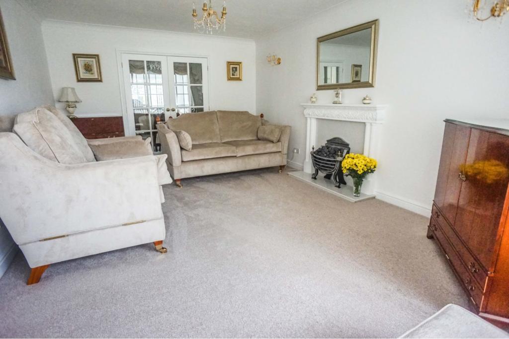 3 bedroom detached house for sale in Bakewell Mews, North Hykeham