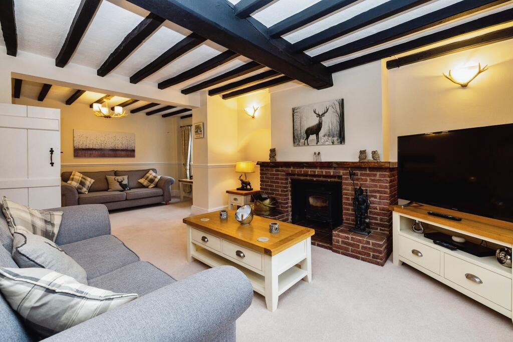 4 bedroom detached house for sale in Royal Oak Lane, Aubourn, LN5