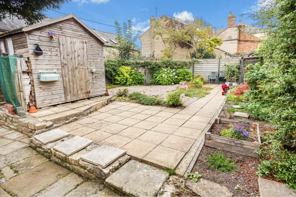 5 bedroom semidetached house for sale in High Street, Metheringham, LN4