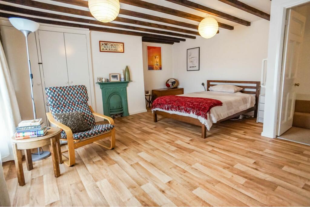 5 bedroom semidetached house for sale in High Street, Metheringham, LN4